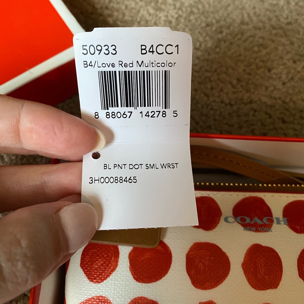 Coach Wristlet NWT - Picture 5 of 5